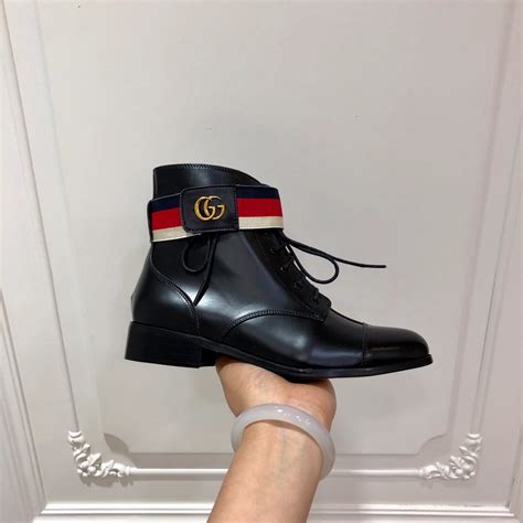 gucci feragamo mens replica shoes|gucci shoes stitching.